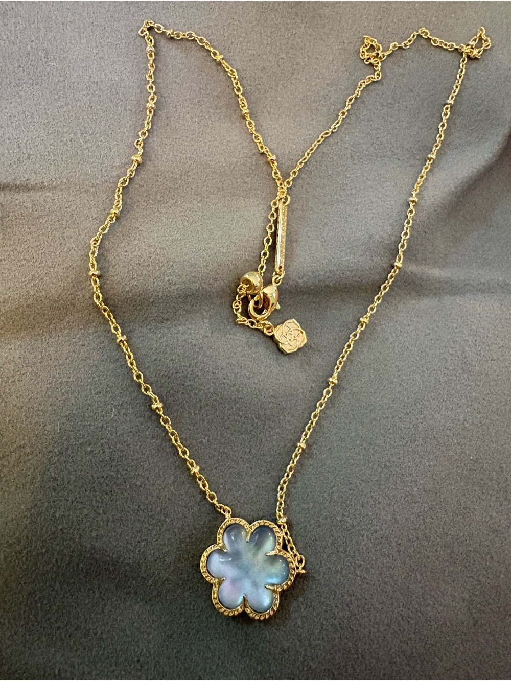 Kendra Scott Gold Flower Necklace in Blue
